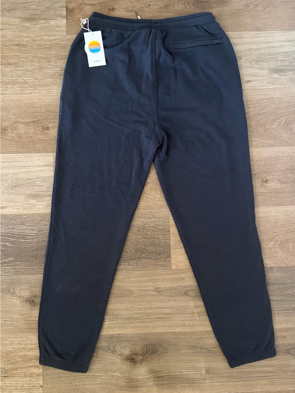 Vuori Men's Cypress Sweatpants Navy Sz LARGE  V446 Athletic NWT - Picture 2 of 5